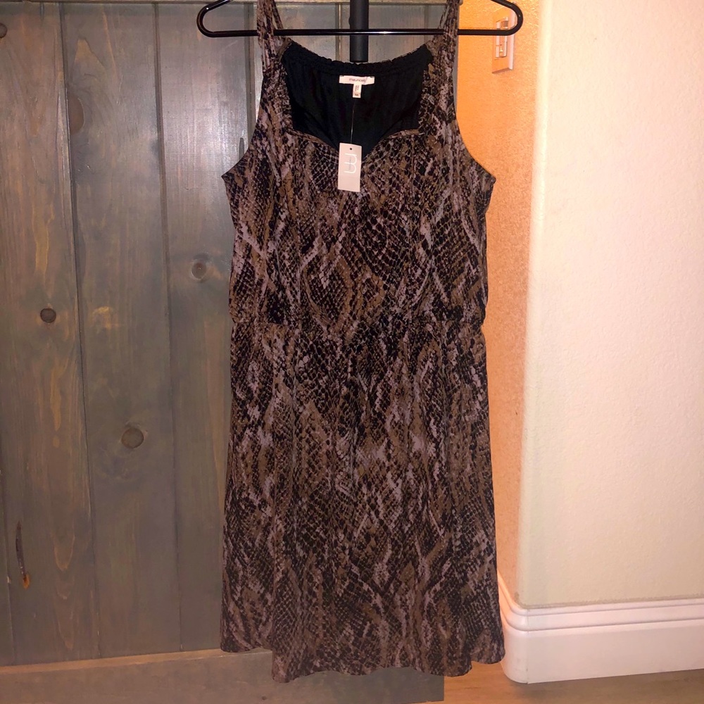 Snakeskin dress🖤